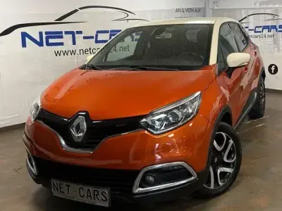 Begagnad Renault Captur Intens 90 HK (66 kW) 2016 Orange SUV