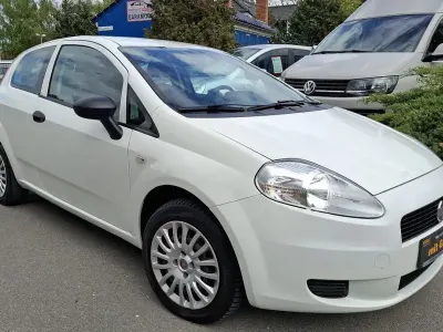 Gebraucht Fiat Grande Punto Basis 69 PS (50 kW) 2012 Kleinwagen