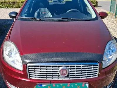 Brugt Fiat Linea 120 HK (88 kW) 2008 Rød Sedan