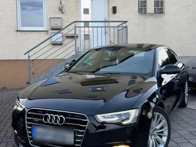 Gebraucht Audi A5 Sportback 190 PS (139 kW) 2015 Schwarz Kleinwagen