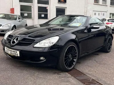 Usata Mercedes SLK200 163 CV (119 kW) 2007 Nero Cabrio