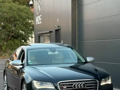 Gebraucht Audi A8 Premium 351 PS (258 kW) 2011 Schwarz Limousine