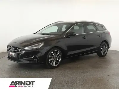 Gebraucht Hyundai i30 Prime 160 PS (117 kW) 2023 Phantom black Kombi