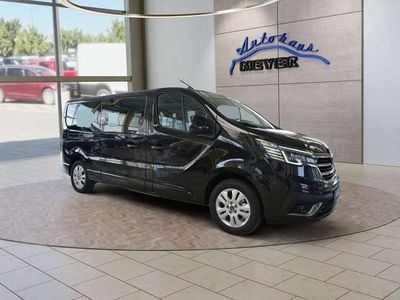 Second-hand Renault Trafic 110 CP (80 kW) 2024 Negru Monovolum