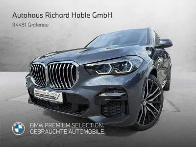 Gebraucht BMW X5 Sport Line 340 PS (250 kW) 2022 Arktikgrau brillanteffekt SUV