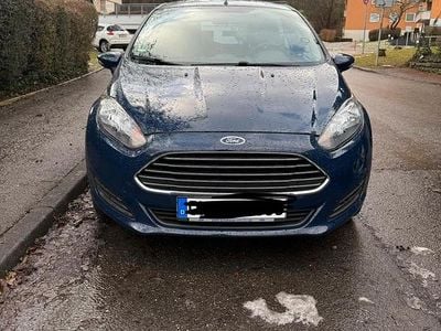 Gebraucht Ford Fiesta Celebration 82 PS (60 kW) 2014 Blau Limousine