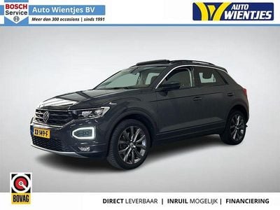 Second-hand VW T-Roc Style 116 CP (85 kW) 2019 Gri SUV