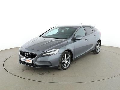 Second-hand Volvo V40 Momentum 190 CP (139 kW) 2017 Gri Break