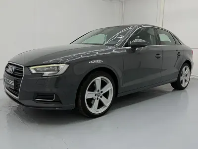 Gebraucht Audi A3 Sport 110 PS (80 kW) 2016 Grau Limousine