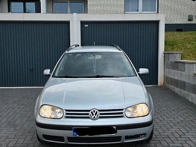 Gebraucht VW Golf IV 101 PS (74 kW) 2001 Silber Kombi