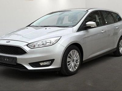 Second-hand Ford Focus Business Edition 150 CP (110 kW) 2015 Argintiu Berlinǎ