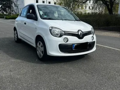 Gebraucht Renault Twingo Life 71 PS (52 kW) 2015 Weiß Kleinwagen