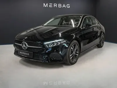 Gebraucht Mercedes A180 Advanced 136 PS (100 kW) 2025 Schwarz Limousine