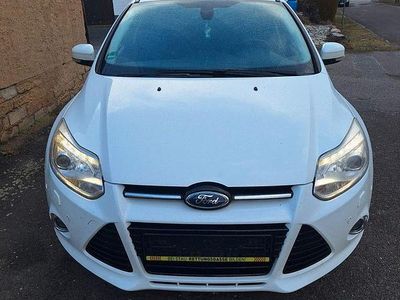 Gebraucht Ford Focus S 150 PS (110 kW) 2013 Weiß Kombi
