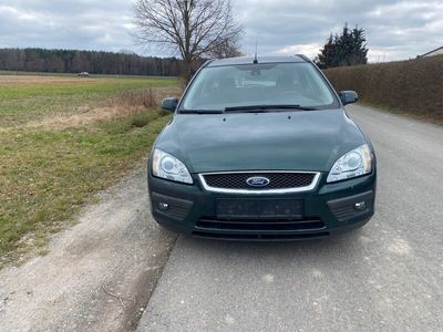 gebraucht Ford Focus 2,0 Xenon Navi Schiebedach