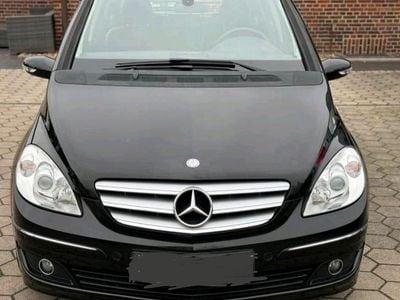 Usata Mercedes B200 136 CV (100 kW) 2007 Nero Monovolume