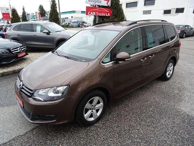 Begagnad VW Sharan Comfortline 150 HK (110 kW) 2013 Brun Minibuss
