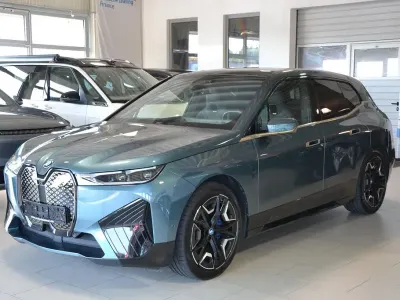 Gebraucht BMW iX Sport Line 384 kW (523 PS) 2023 Blau SUV
