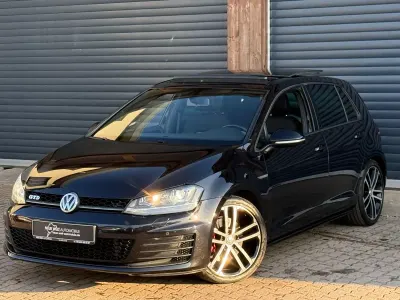 Gebraucht VW Golf VII Sound 184 PS (135 kW) 2016 Schwarz Limousine