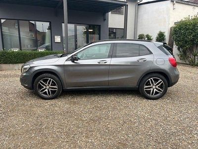 Mercedes GLA200