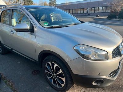 Nissan Qashqai +2