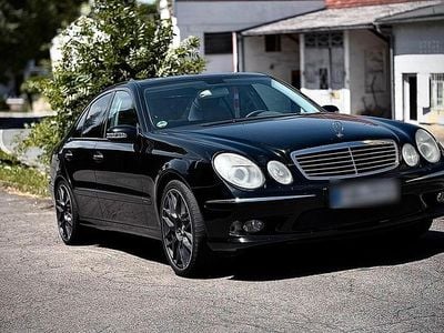 Mercedes E500