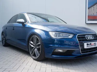 Gebraucht Audi A3 Ambiente 140 PS (102 kW) 2014 Blau Limousine