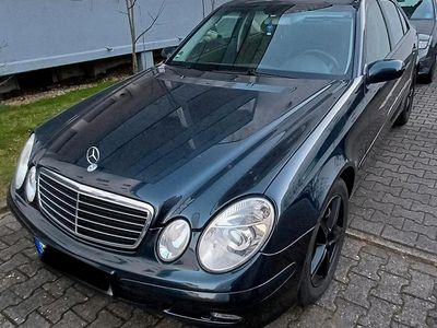 Gebraucht Mercedes E240 177 PS (130 kW) 2002 Schwarz Limousine