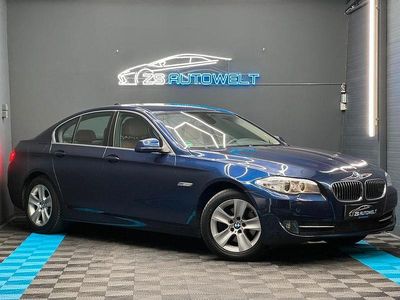 Gebraucht BMW 520 Sport Line 184 PS (135 kW) 2011 Blau Limousine