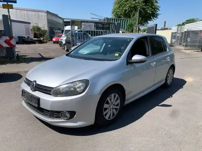 Gebraucht VW Golf VI Trendline 105 PS (77 kW) 2010 Silber Kleinwagen