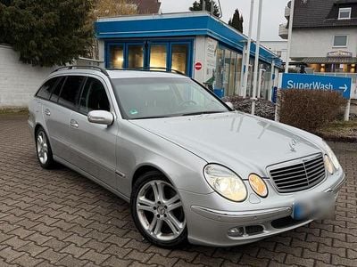 Gebraucht Mercedes E320 Elegance 224 PS (164 kW) 2004 Silber Kombi