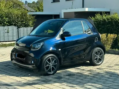 Gebraucht Smart ForTwo Electric Drive 60 kW (82 PS) 2023 Blau Cabrio