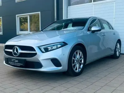 Używany Mercedes A220 Premium 190 KM (139 kW) 2019 Srebrny Sedan/Limuzyna