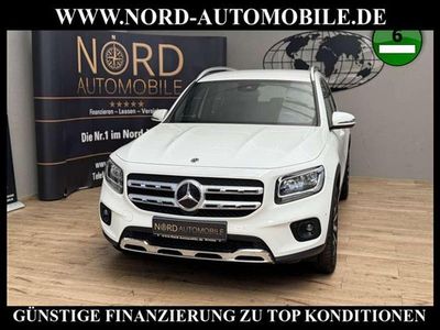 Mercedes GLB220