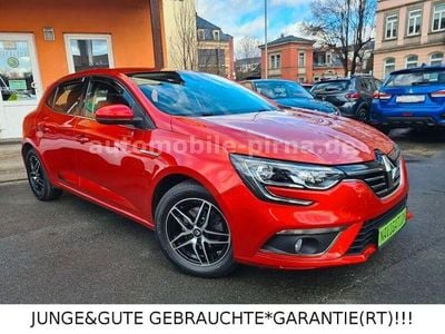 Rot Gebraucht 2016 Renault Mégane III Limousine | 8.950 € (Teuer)