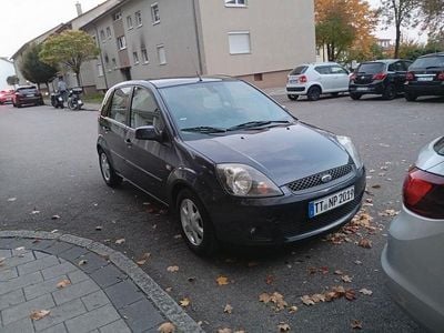 Schwarz Gebraucht 2008 Ford Fiesta Style Limousine | 870 € (Guter Preis)