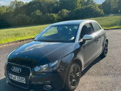 Używany Audi A1 122 KM (89 kW) 2011 Czarny Hatchback