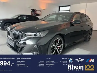 Neu BMW 540 M Sport 303 PS (222 kW) 2026 Saphirschwarz metallic Kombi