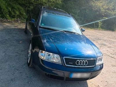 Usado Audi A6 Basis 193 HP (141 kW) 1998 Azul Carrinha