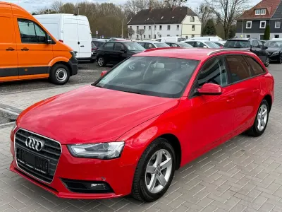 Gebraucht Audi A4 Attraction 150 PS (110 kW) 2013 Rot Kombi