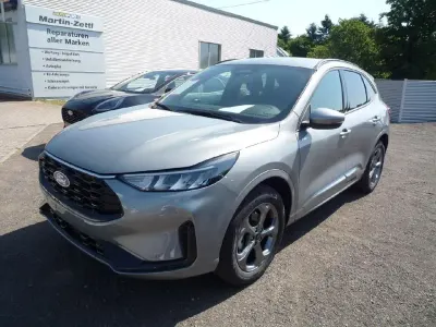 Neu Ford Kuga ST-Line 186 PS (136 kW) 2026 Solarsilber SUV