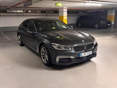 BMW 740