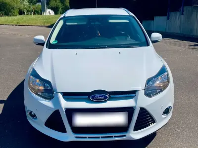 Gebraucht Ford Focus 150 PS (110 kW) 2014 Weiß Kombi