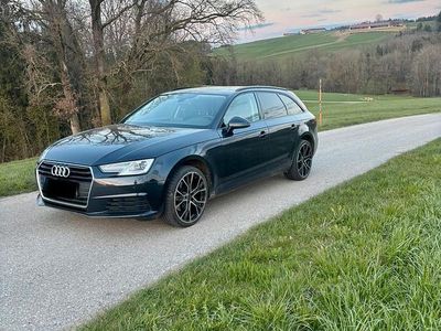 Gebraucht Audi A4 Ambiente 150 PS (110 kW) 2016 Schwarz Kombi