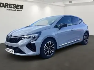 Nowe Renault Clio V Techno 91 KM (66 kW) 2025 Szary Sedan/Limuzyna