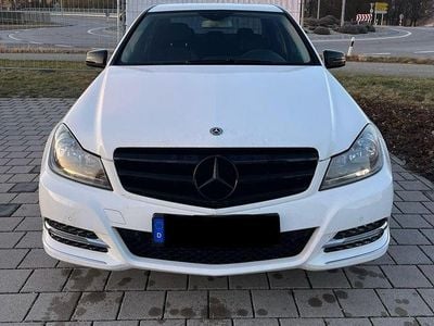 Gebraucht Mercedes C220 Avantgarde 170 PS (125 kW) 2013 Weiß Limousine