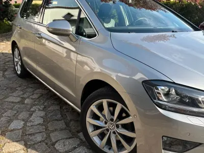 Gebraucht VW Golf VII Highline 125 PS (91 kW) 2014 Silber Kombi