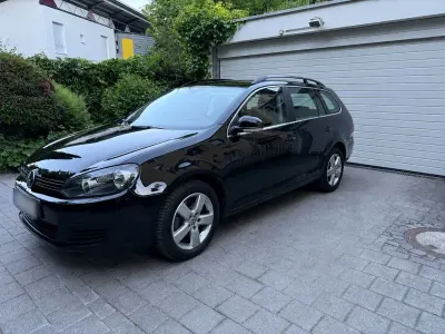 Gebraucht VW Golf VII Comfortline 105 PS (77 kW) 2012 Schwarz Kombi