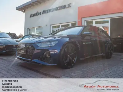 Używany Audi RS6 Sport 787 KM (578 kW) 2020 Niebieski Kombi