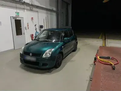 Używany Suzuki Swift 92 KM (67 kW) 2006 Zielony Hatchback